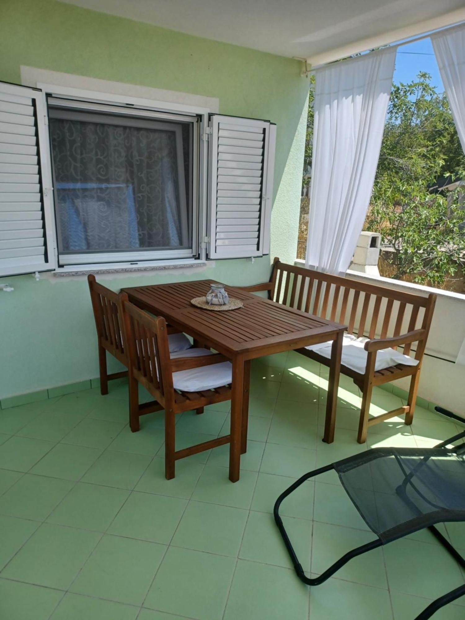 Apartmani Ana - Meka Draga Obrovac Buitenkant foto